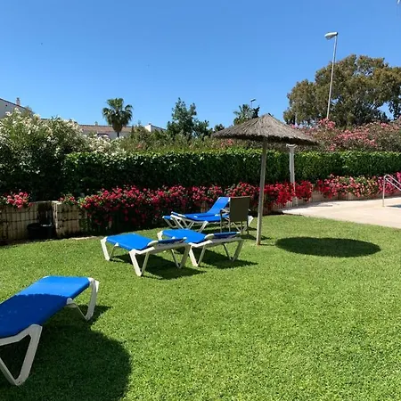 לינה וארוחת בוקר Centro Plaza Puerto Banus מארבלה